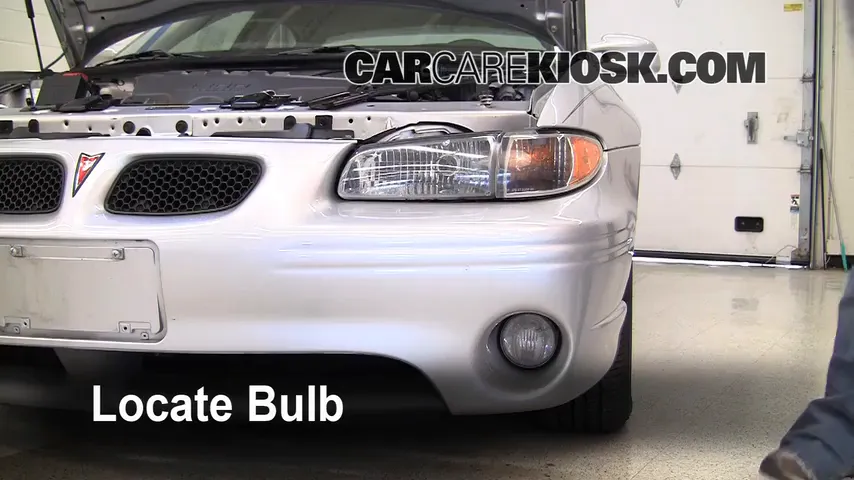 2003 Pontiac Grand Prix GT 3.8L V6 Sedan (4 Door) Lights Daytime Running Light (replace bulb)